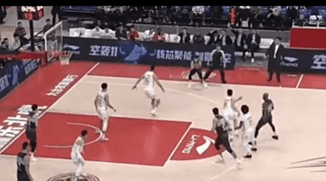  Ning连续二十场比赛得分超过连败，巴塞罗那挑战极限！